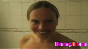 MommyVid.com - Sweet homemade duo having fuckfest before bedtime