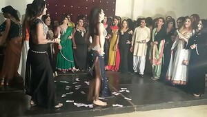 jiya khan mujra dance - YouTube.MKV