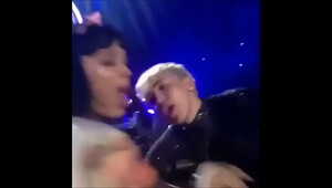 miley kiss at katy perry by Øliver Øziris