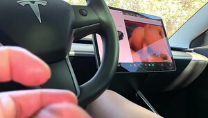 Watching 2 dick and girl in the car