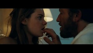 Our Day Will Come (Notre Jour Viendra  2010) - Camille Rowe